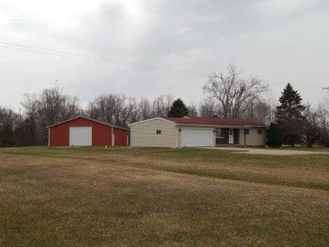 10480 Henderson Road Corunna, MI 48817 - Photo 1 of 22 20439432.JPG