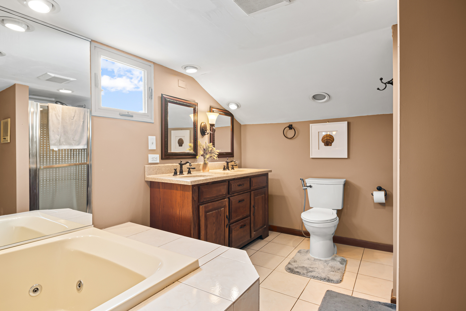 1130 Thatcher Lane Addison, IL 60101 - Photo 18 of 37