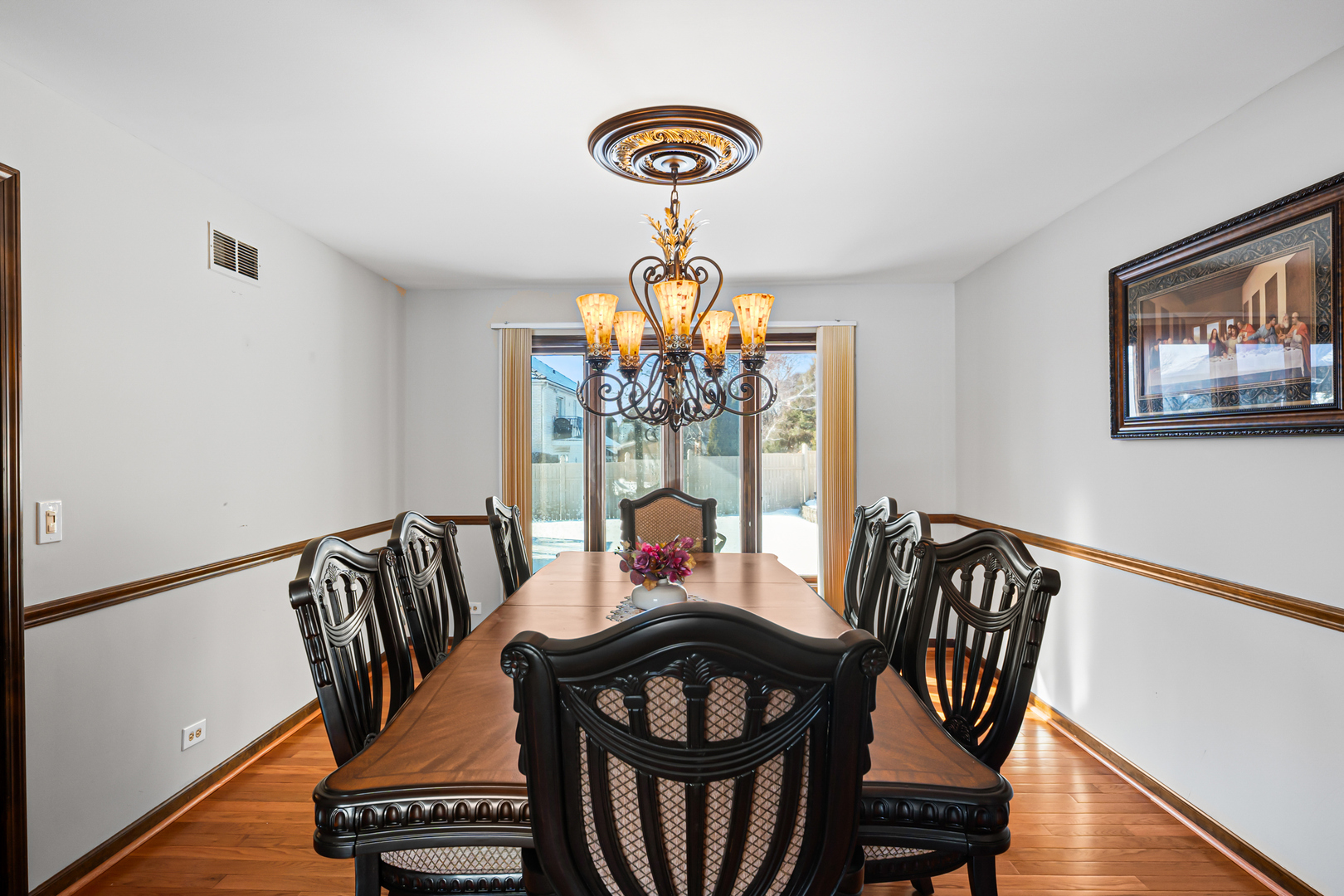 1130 Thatcher Lane Addison, IL 60101 - Photo 6 of 37