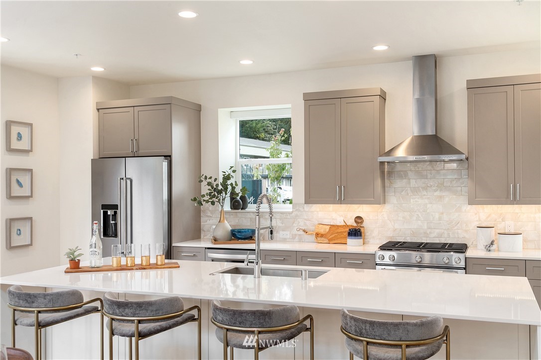 18320 96th Lane Northeast, Unit B Bothell, WA 98011 - Photo 20 of 24