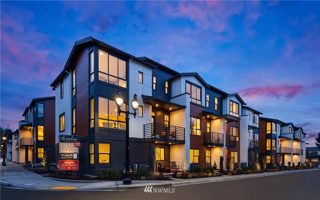 18320 96th Lane Northeast, Unit B Bothell, WA 98011 - Photo 3 of 24