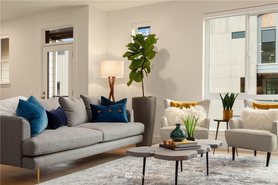 18320 96th Lane Northeast, Unit B Bothell, WA 98011 - Photo 9 of 24