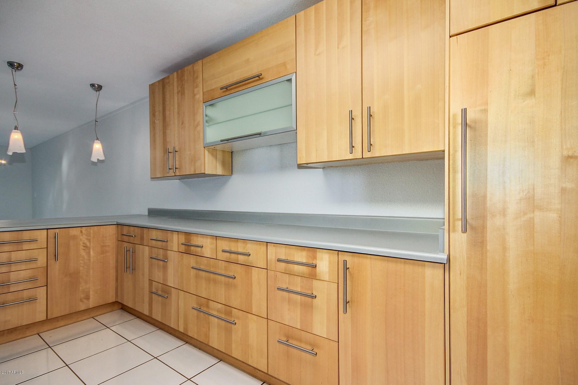 1450 East Bethany Home Road, Unit 18 Phoenix, AZ 85014 - Photo 11 of 27 0011-Bethany Home (11)