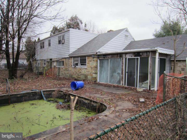 96 Welsh Road Huntingdon Valley, PA 19006 - Photo 3 of 3