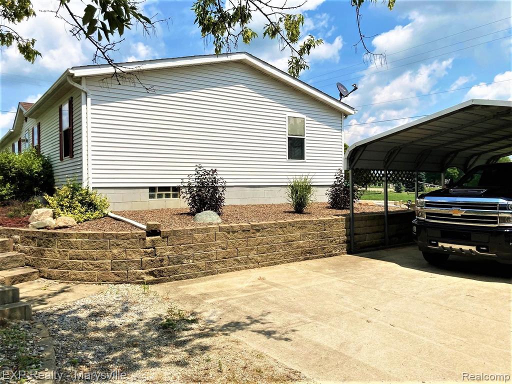 4484 Capac Road Capac, MI 48014 - Photo 14 of 47