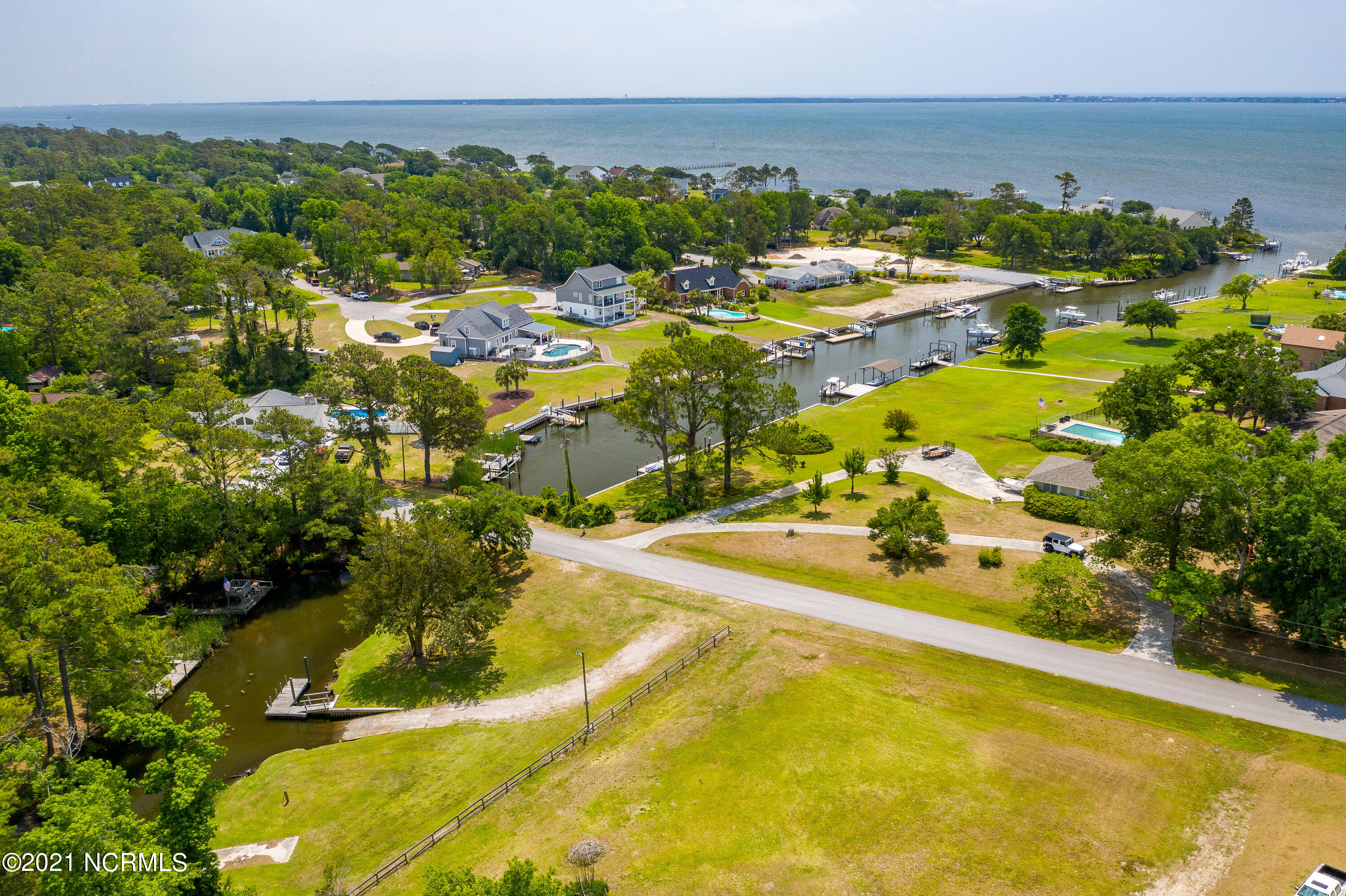 104 Ricky Lane Newport, NC 28570 - Photo 34 of 64 Chill Photo Aerials-34