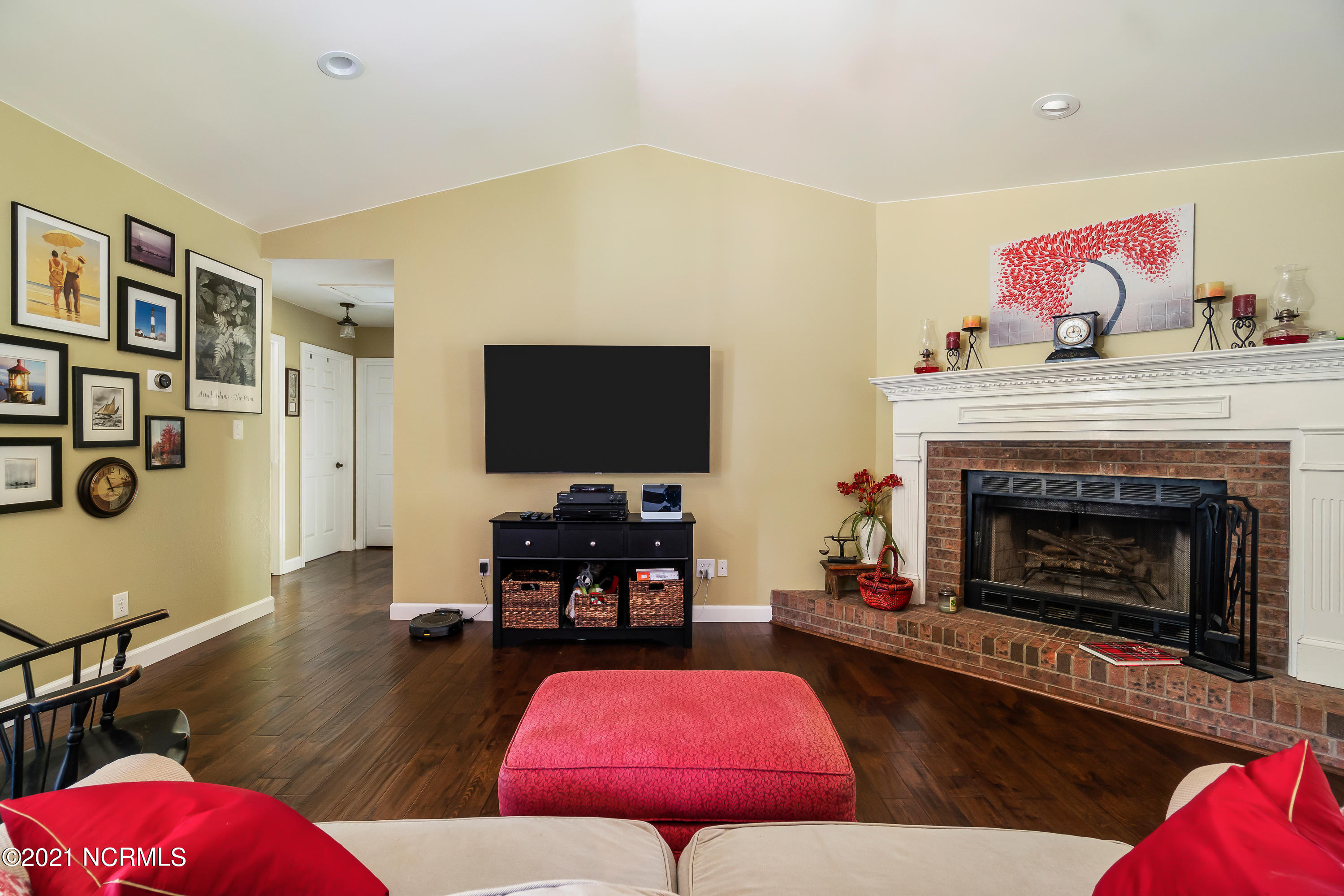 104 Ricky Lane Newport, NC 28570 - Photo 45 of 64 Chill Photo_-10