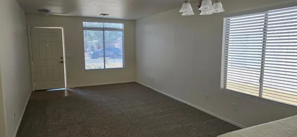 $1,995 | 8568 West Vogel Avenue, Peoria, AZ 85345