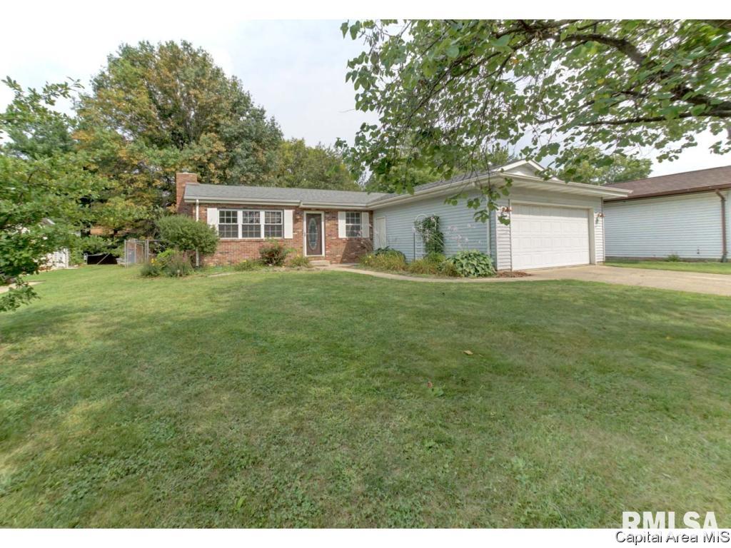 5262 Coleman Street Springfield, IL 62703 - Photo 1 of 31