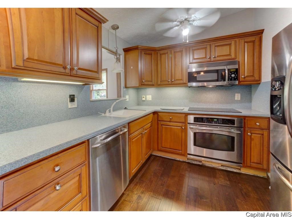 5262 Coleman Street Springfield, IL 62703 - Photo 14 of 31
