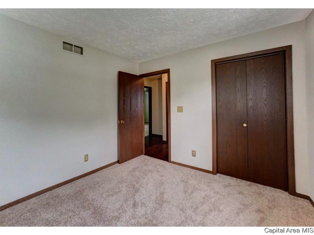 5262 Coleman Street Springfield, IL 62703 - Photo 24 of 31