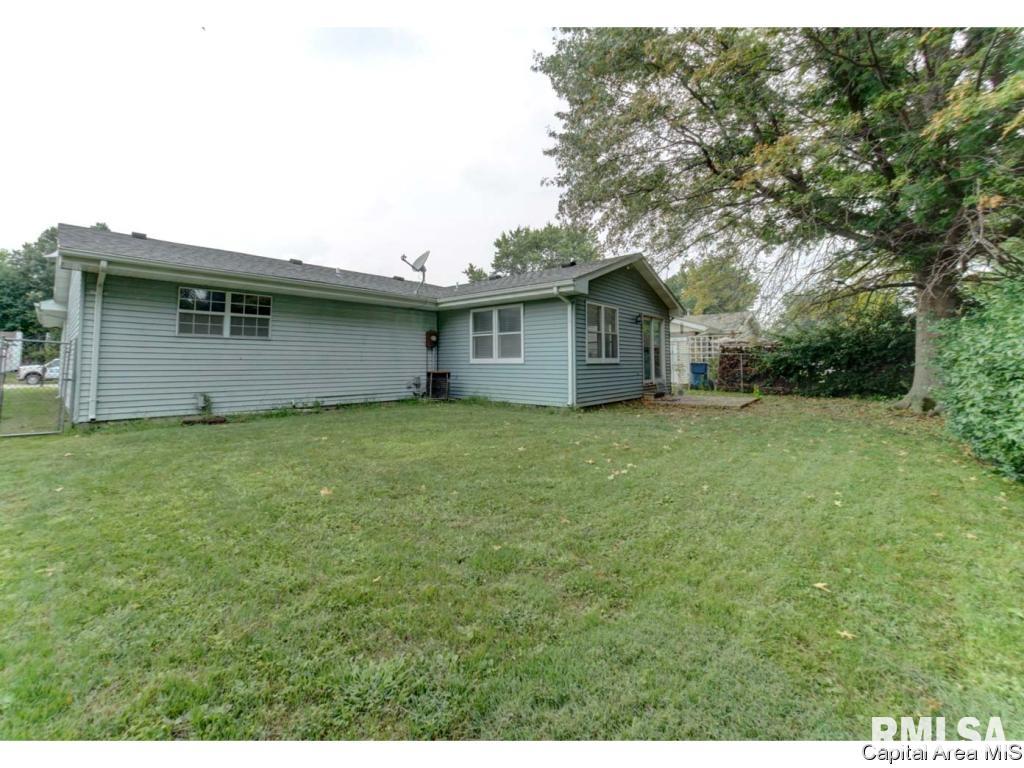5262 Coleman Street Springfield, IL 62703 - Photo 6 of 31