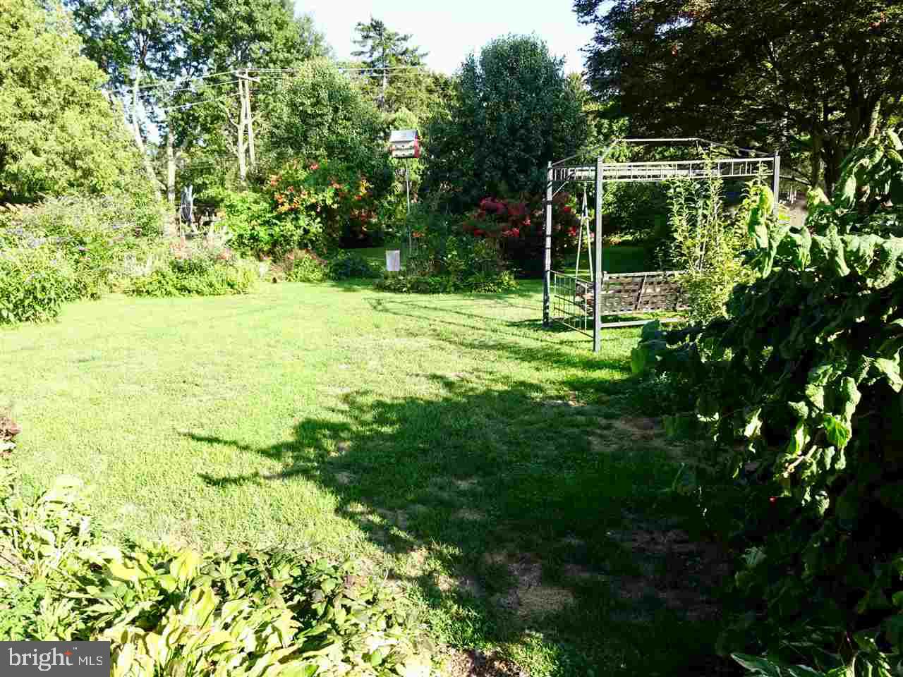 350 Edgehill Road York, PA 17403 - Photo 24 of 36