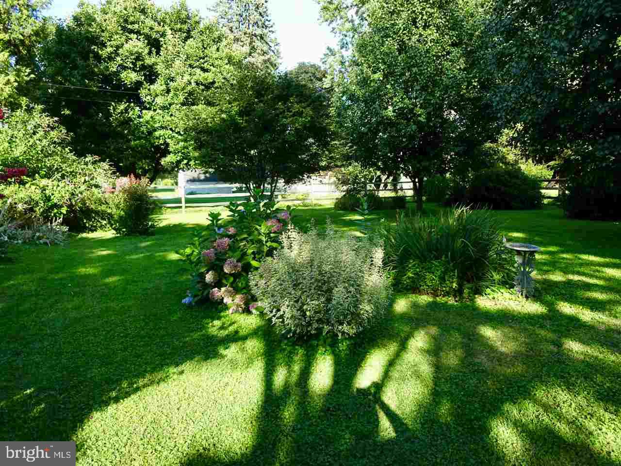 350 Edgehill Road York, PA 17403 - Photo 31 of 36