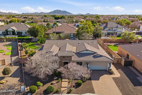 $1,190,000 | 3031 East Wildhorse Drive, Gilbert, AZ 85297