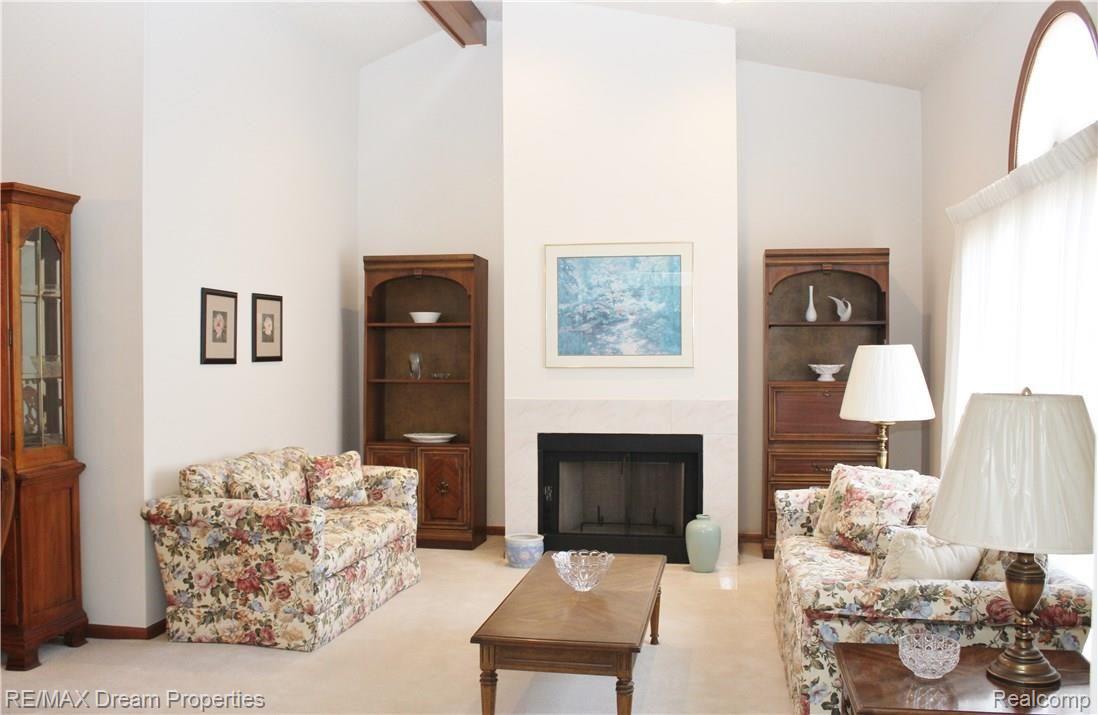 21860 River Ridge Trail Farmington, MI 48335 - Photo 6 of 6 GREAT ROOM