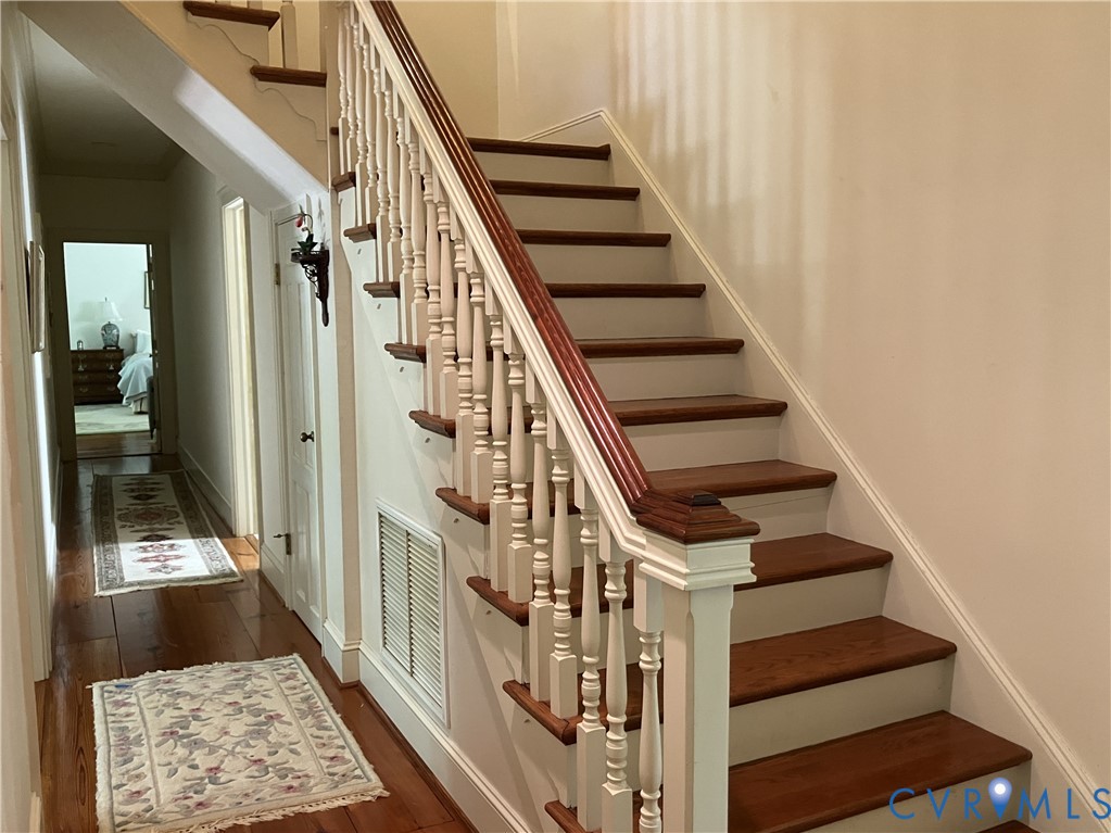 6711 Greenyard Road Chester, VA 23831 - Photo 14 of 61