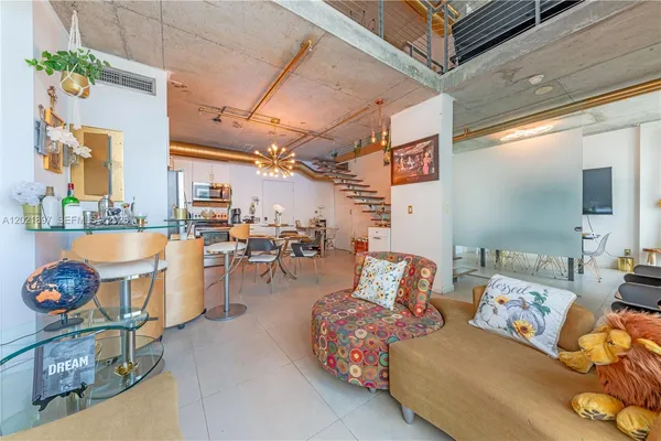 $4,200 | 690 Southwest 1st Court, Unit 2922, Miami, FL 33130