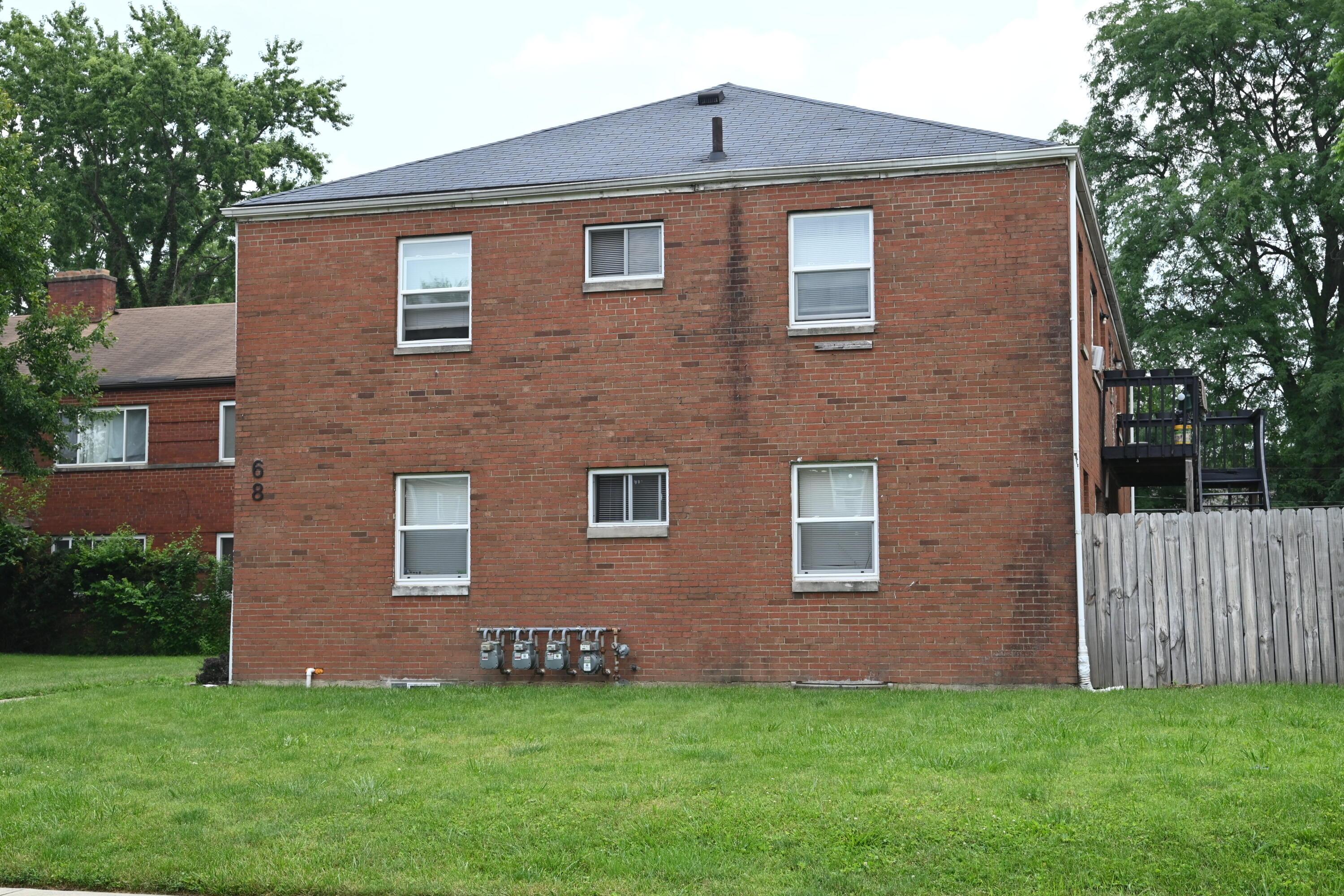 68 North Hampton Road, Unit C Columbus, OH 43213 - Photo 2 of 41 DSC_2406