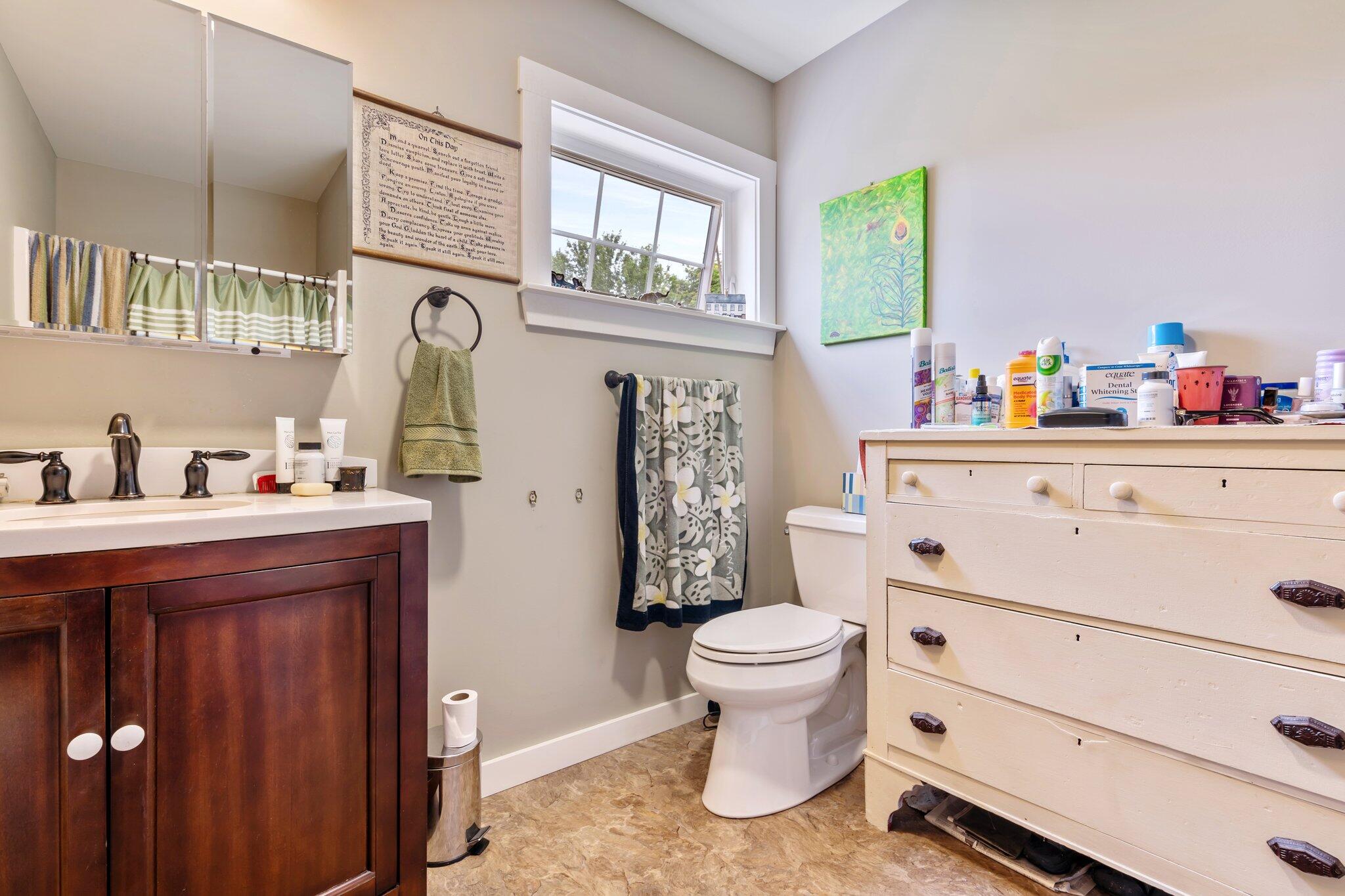 434 Kelley Road Pittston, ME 04345 - Photo 85 of 110 Full Bathroom - Accessory Apartment