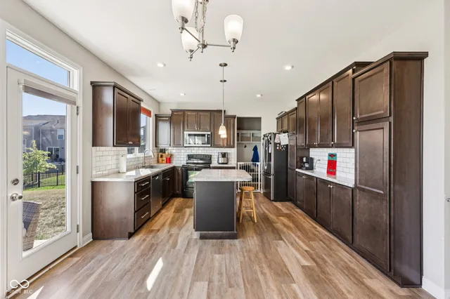 $450,000 | 2449 Lingerman Way, Avon, IN 46123