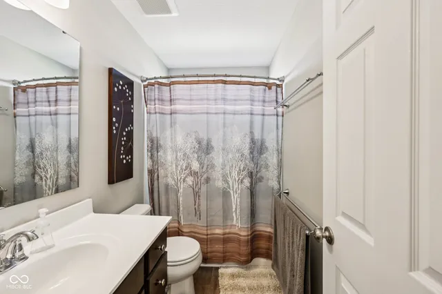 $450,000 | 2449 Lingerman Way, Avon, IN 46123