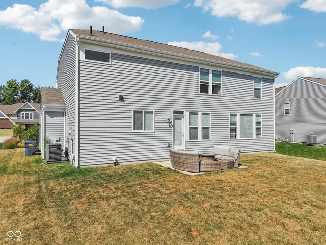 $450,000 | 2449 Lingerman Way, Avon, IN 46123