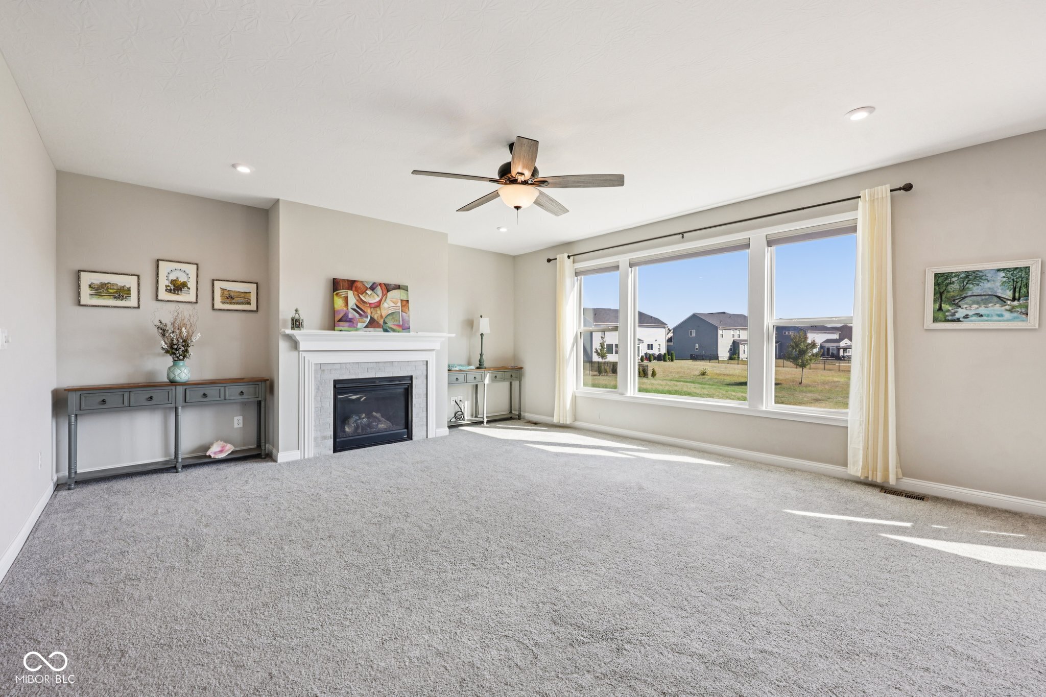 2449 Lingerman Way Avon, IN 46123 - Photo 6 of 46