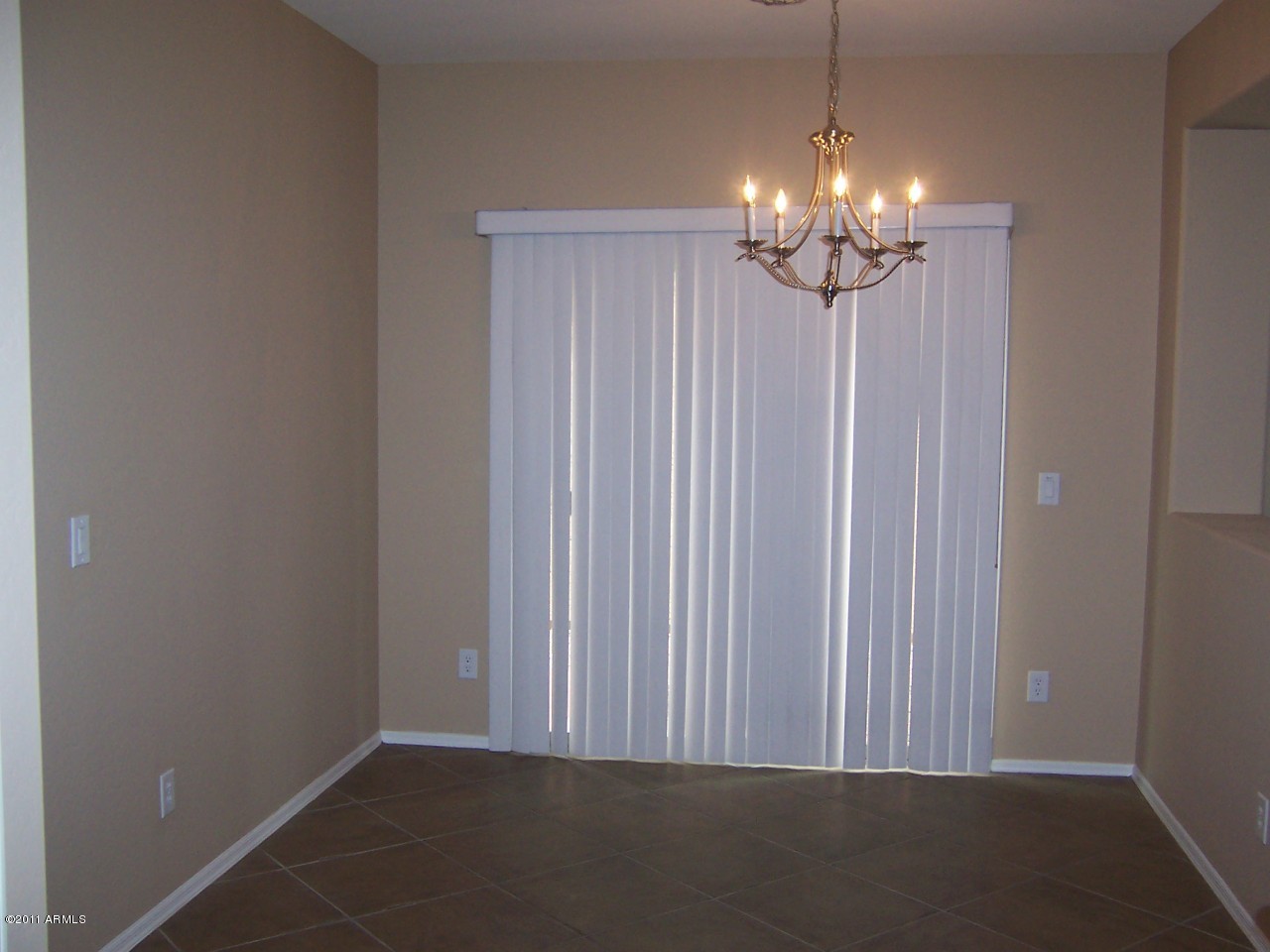 3947 South Rim Road Gilbert, AZ 85297 - Photo 4 of 8 Dining Area