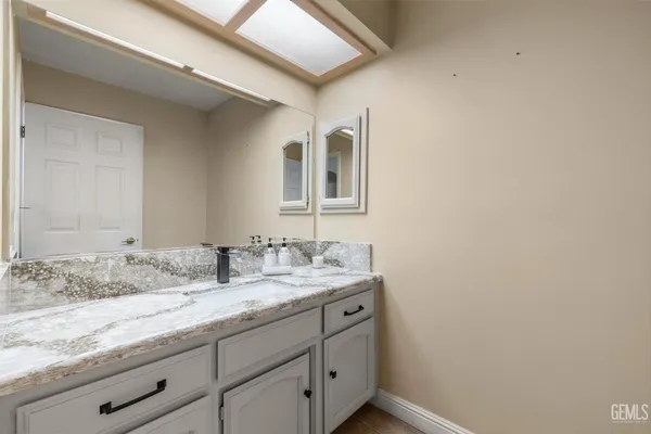 $495,000 | Undisclosed Address, Bakersfield, CA 93314