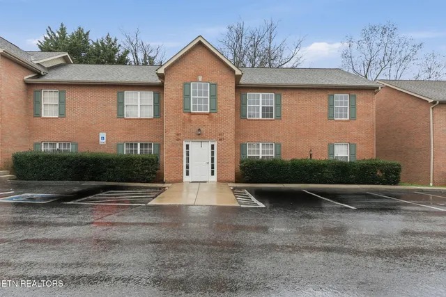 $210,000 | 1621 Maple View Way, Unit 30E, Knoxville, TN 37918