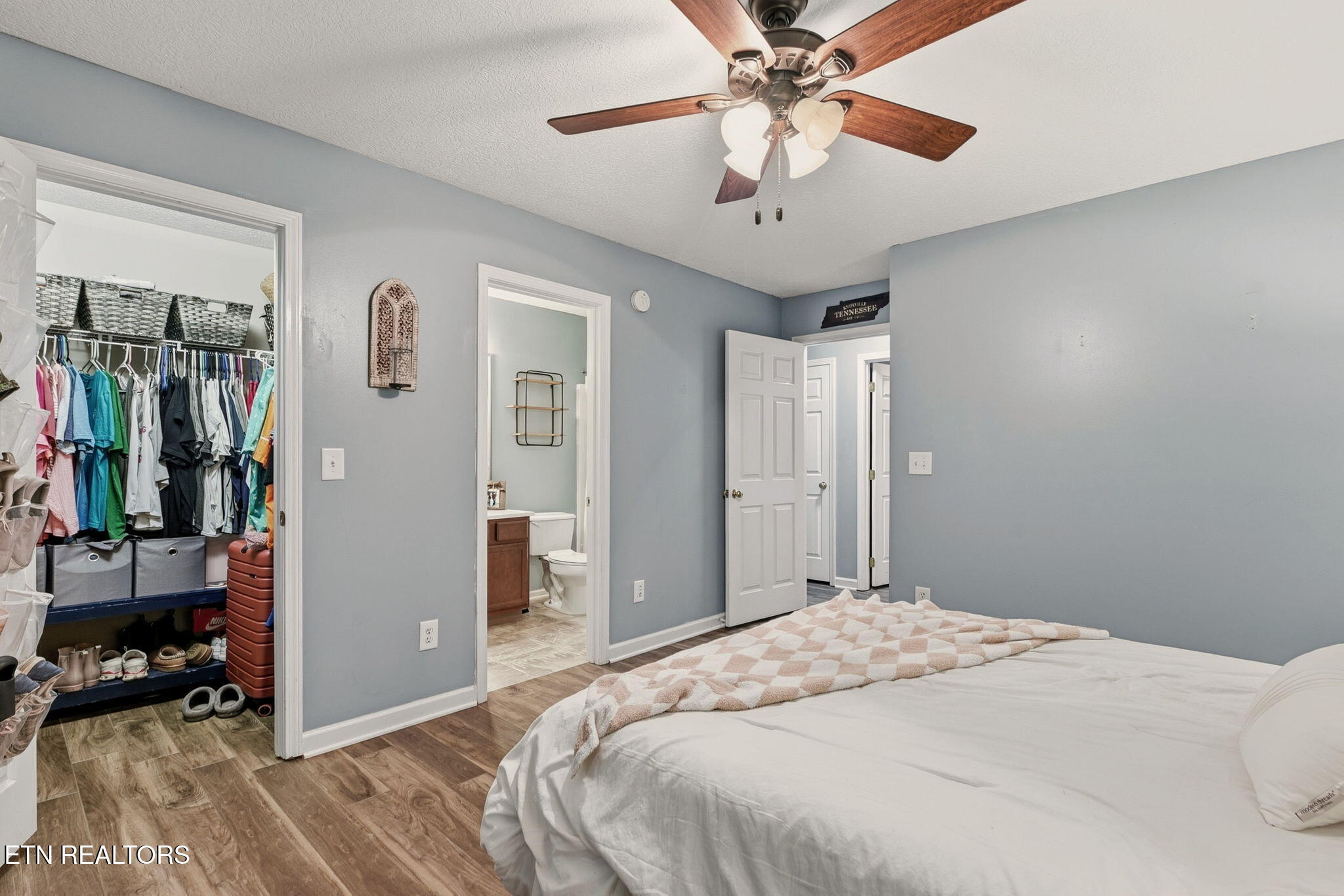 1621 Maple View Way, Unit 30E Knoxville, TN 37918 - Photo 17 of 21 16-web-or-mls-MoplVw1621 (32)