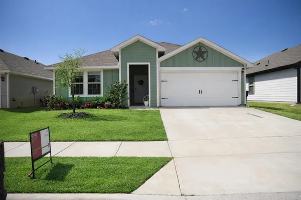 $2,100 | 6440 Water Rpds Drive, Princeton, TX 75407