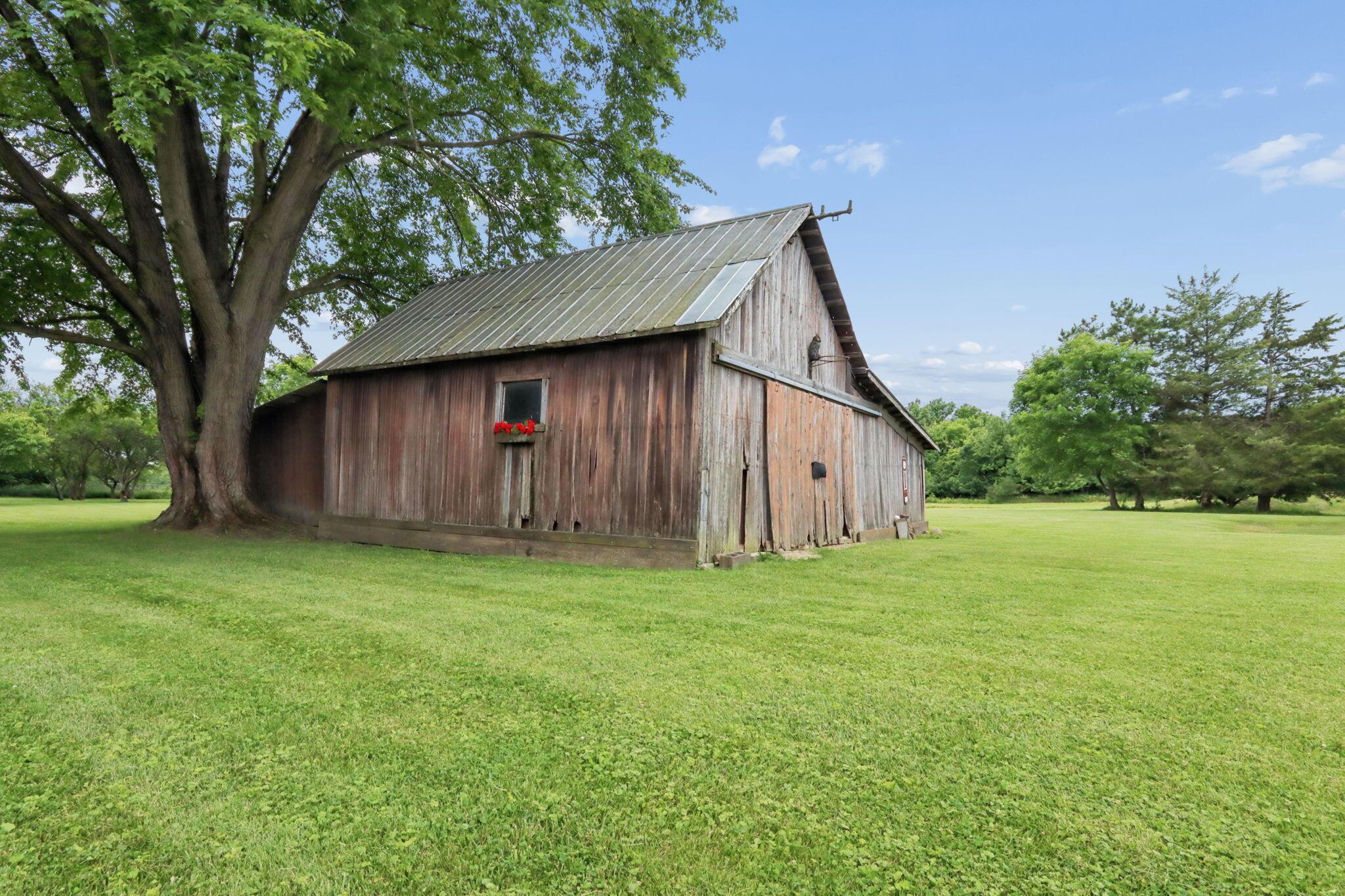1525 Cole Road Columbus, OH 43228 - Photo 56 of 92