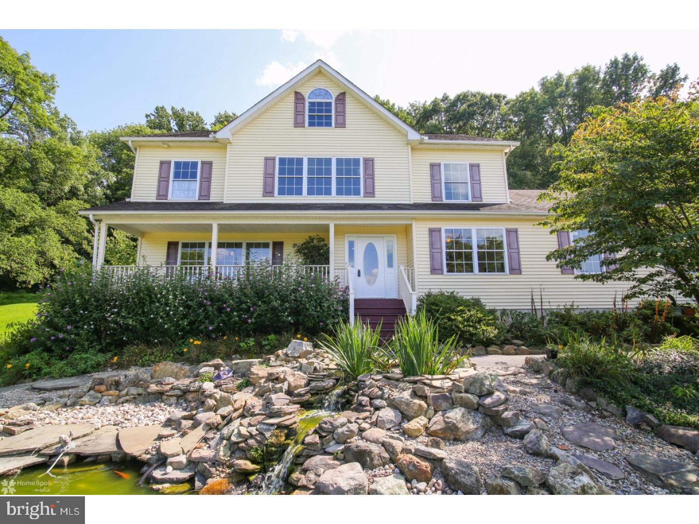 1329 Island Park Road Easton, PA 18042 - Photo 1 of 25 Gallery Image 1