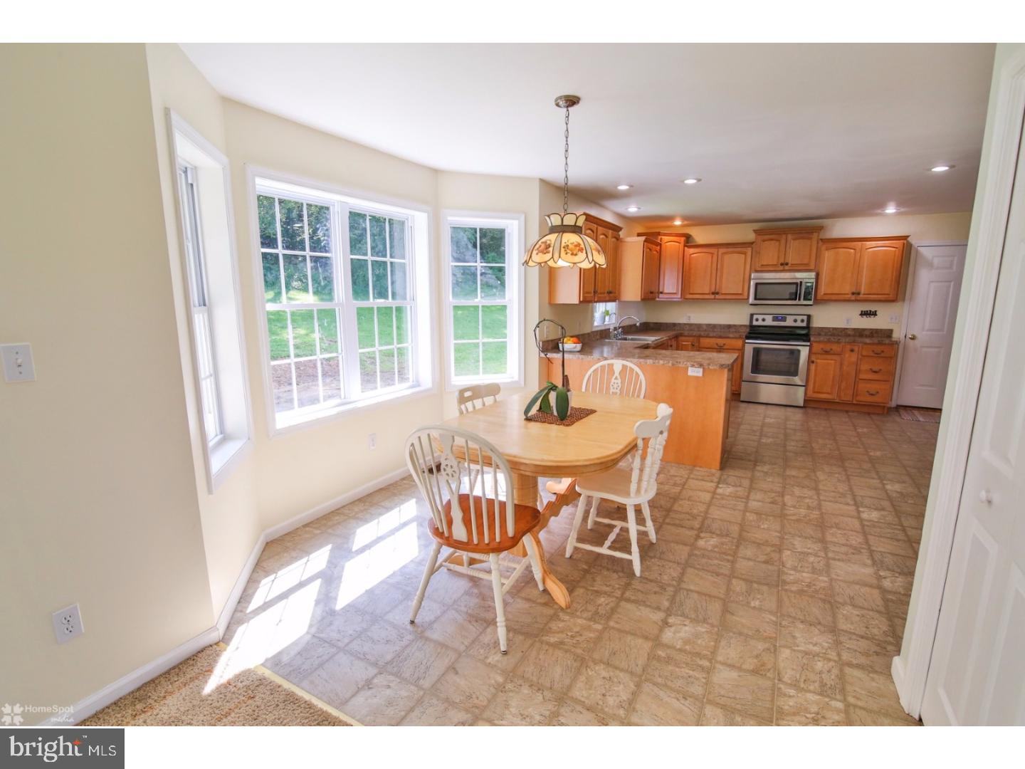 1329 Island Park Road Easton, PA 18042 - Photo 5 of 25 Gallery Image 5