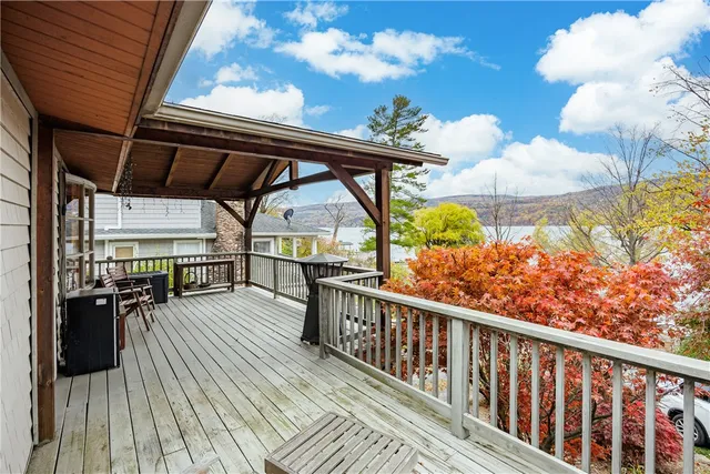 $795,000 | 1119 South Lake Road, Middlesex, NY 14507