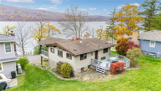 $795,000 | 1119 South Lake Road, Middlesex, NY 14507