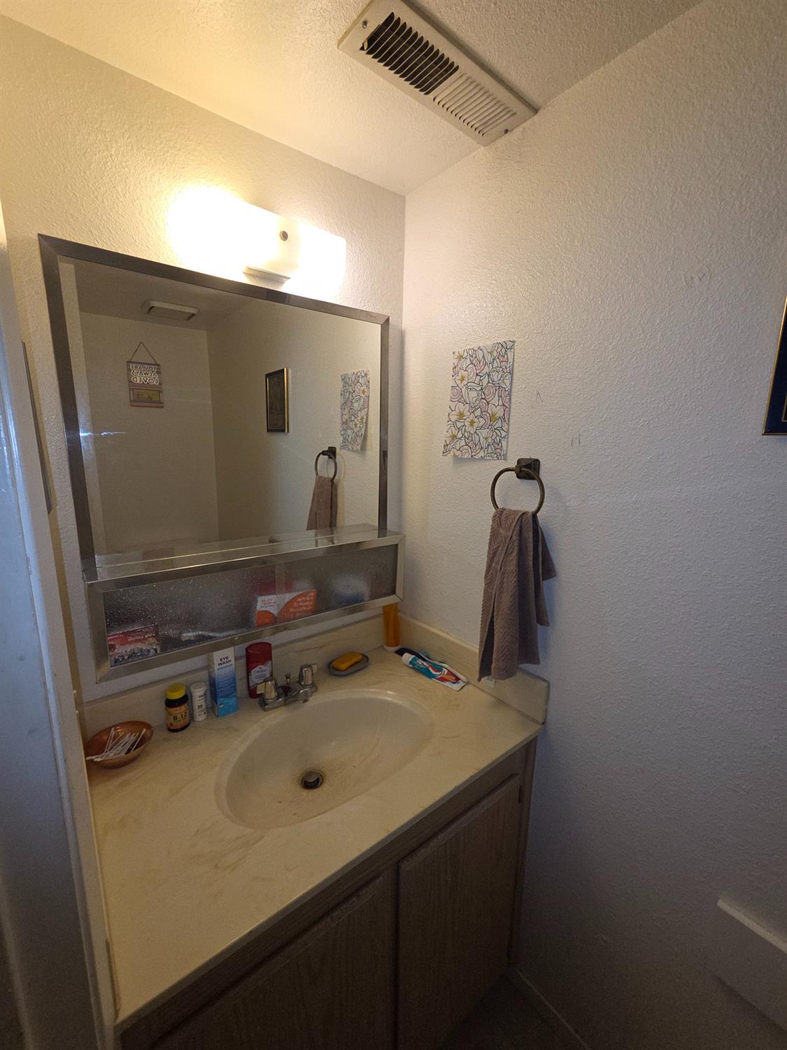 565 North Street Corning, CA 96021 - Photo 6 of 31