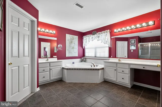 $765,000 | 121 White Owl Trail, Mullica Hill, NJ 08062