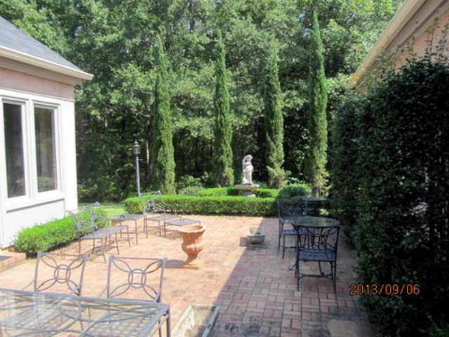 5150 Zebulon Road Macon, GA 31210 - Photo 27 of 33 a view of a backyard with sitting area