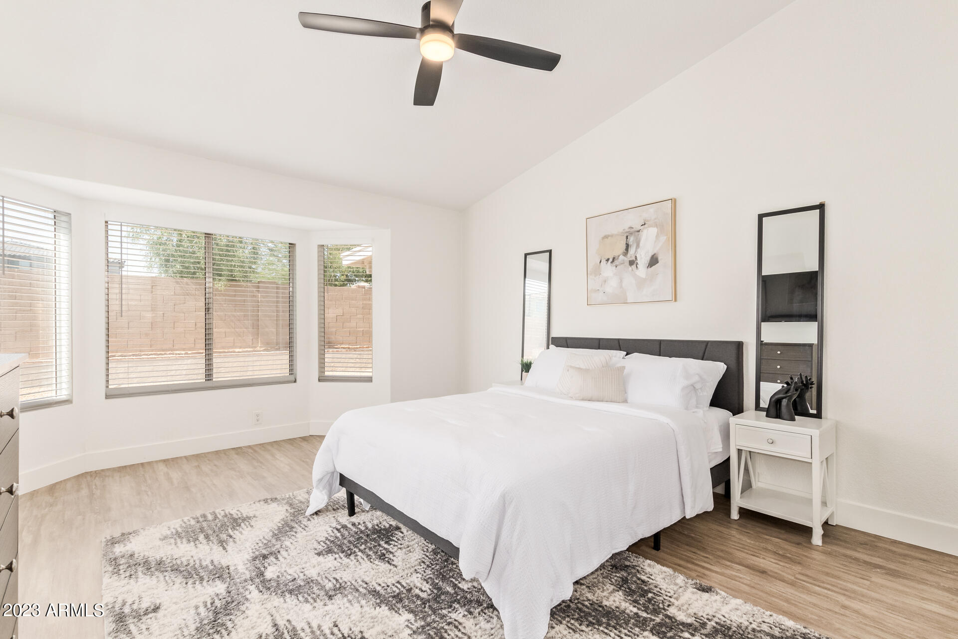 8742 West Ocotillo Road Glendale, AZ 85305 - Photo 14 of 26 15 Ocotillo 8742