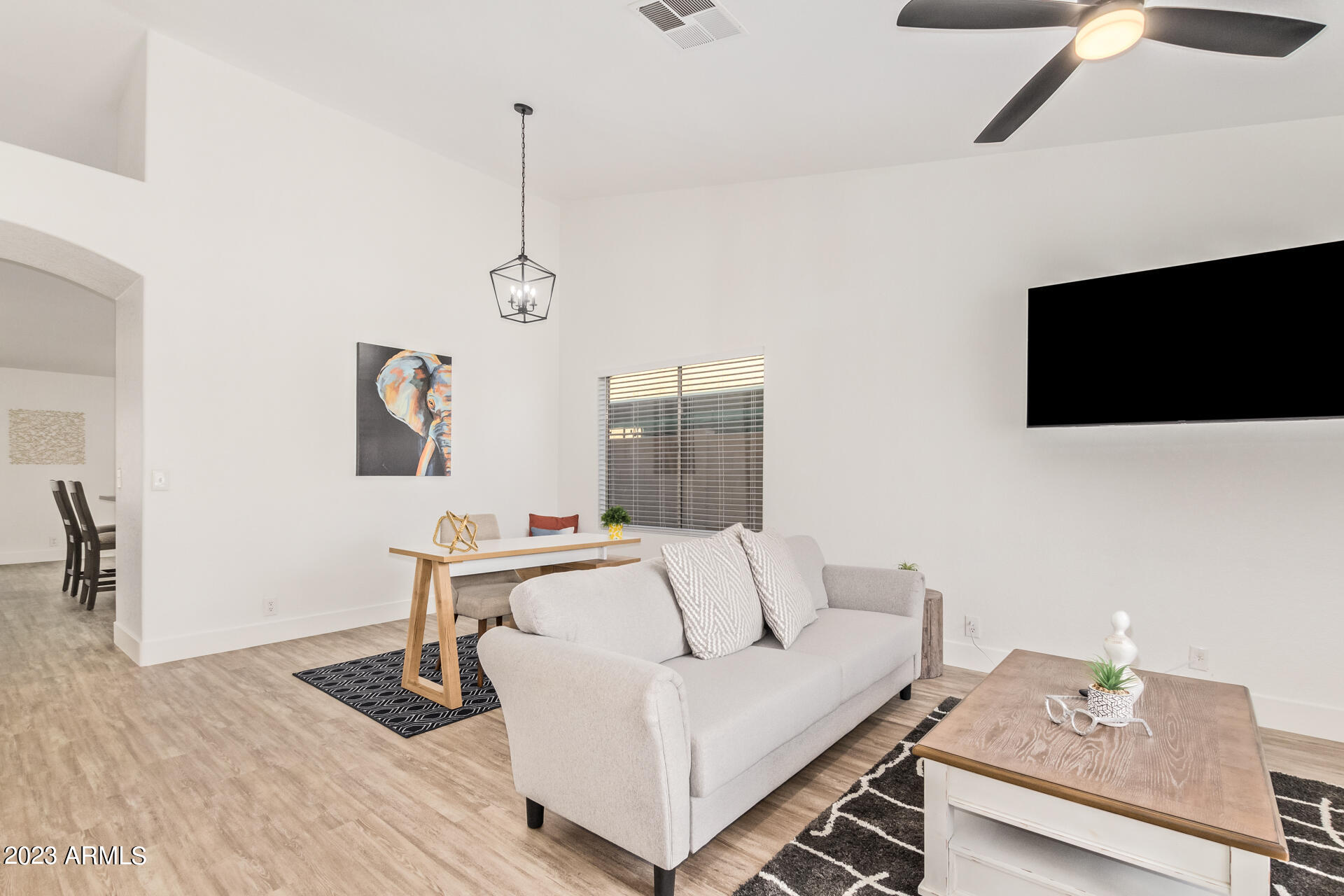 8742 West Ocotillo Road Glendale, AZ 85305 - Photo 5 of 26 06 Ocotillo 8742