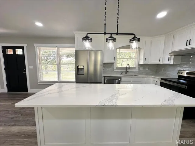 $489,500 | 14501 County Road 2310, St. James, MO 65559