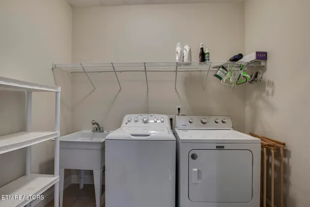 $339,900 | 114 Millstone Circle, Clinton, TN 37716