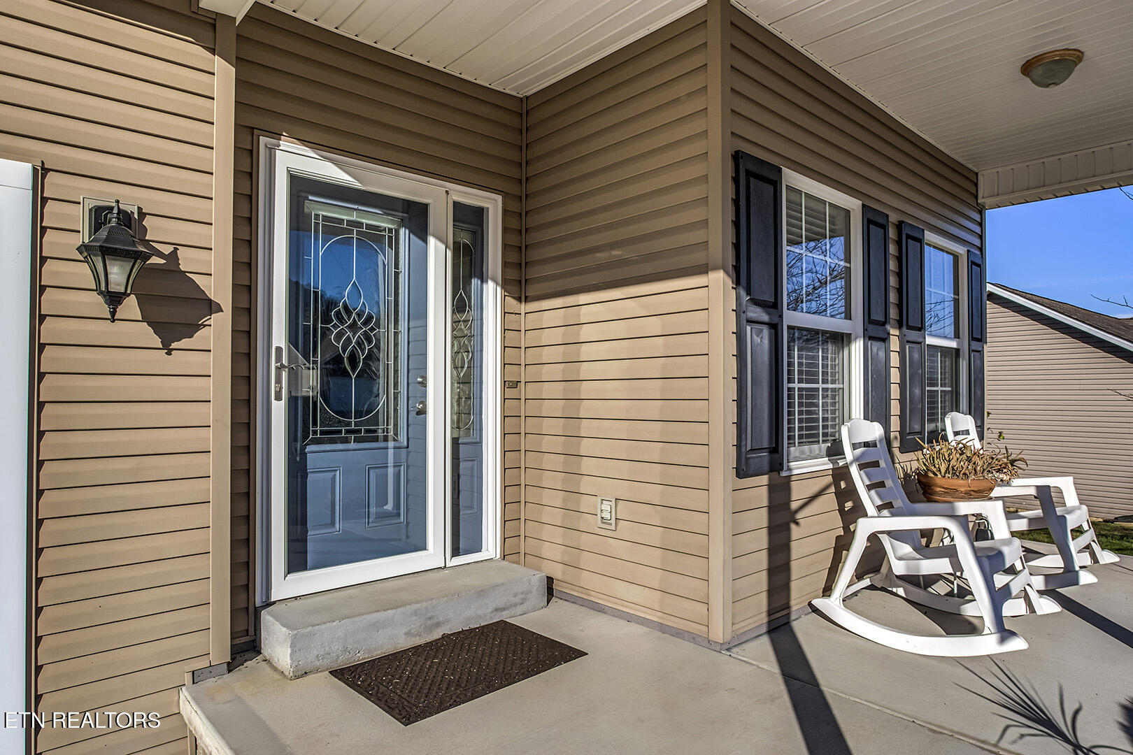 114 Millstone Circle Clinton, TN 37716 - Photo 30 of 36 04_MillstoneCircle_114_FrontPorch