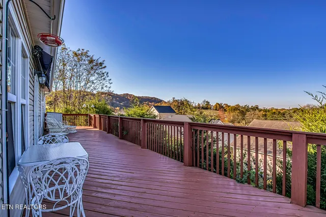 $339,900 | 114 Millstone Circle, Clinton, TN 37716