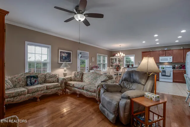 $339,900 | 114 Millstone Circle, Clinton, TN 37716