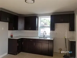 $1,450 | 332 Baldwin Street, Unit 2R, Waterbury, CT 06706