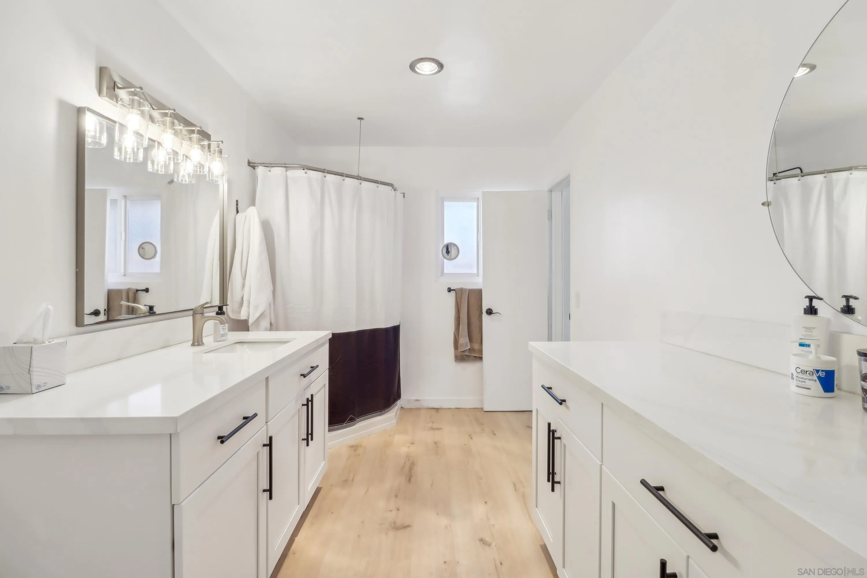 14563 Woods Valley Road Valley Center, CA 92082 - Photo 15 of 40 Gallery Image 15